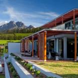 Фотография гостиницы Clouds Estate