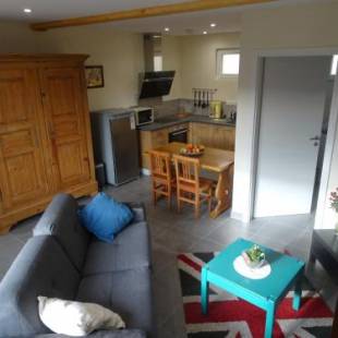 Фотографии гостевого дома
Le Noyer