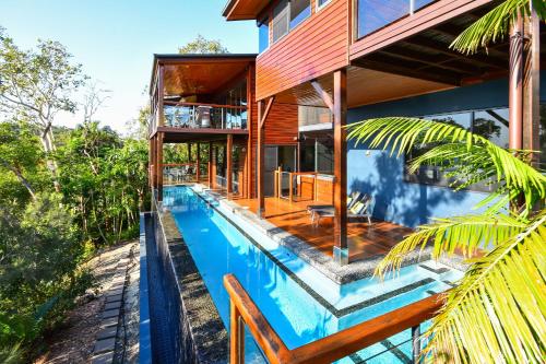Фотография гостевого дома Point Blue on Hamilton Island