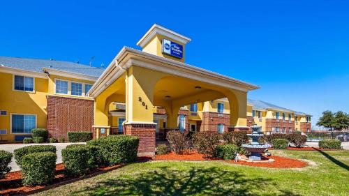 Фотография гостиницы Best Western Fort Worth Inn and Suites