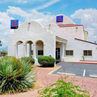 Фотографии гостиницы
Motel 6-Benson, AZ