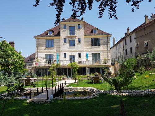 Фотография мини отеля Les Étoiles