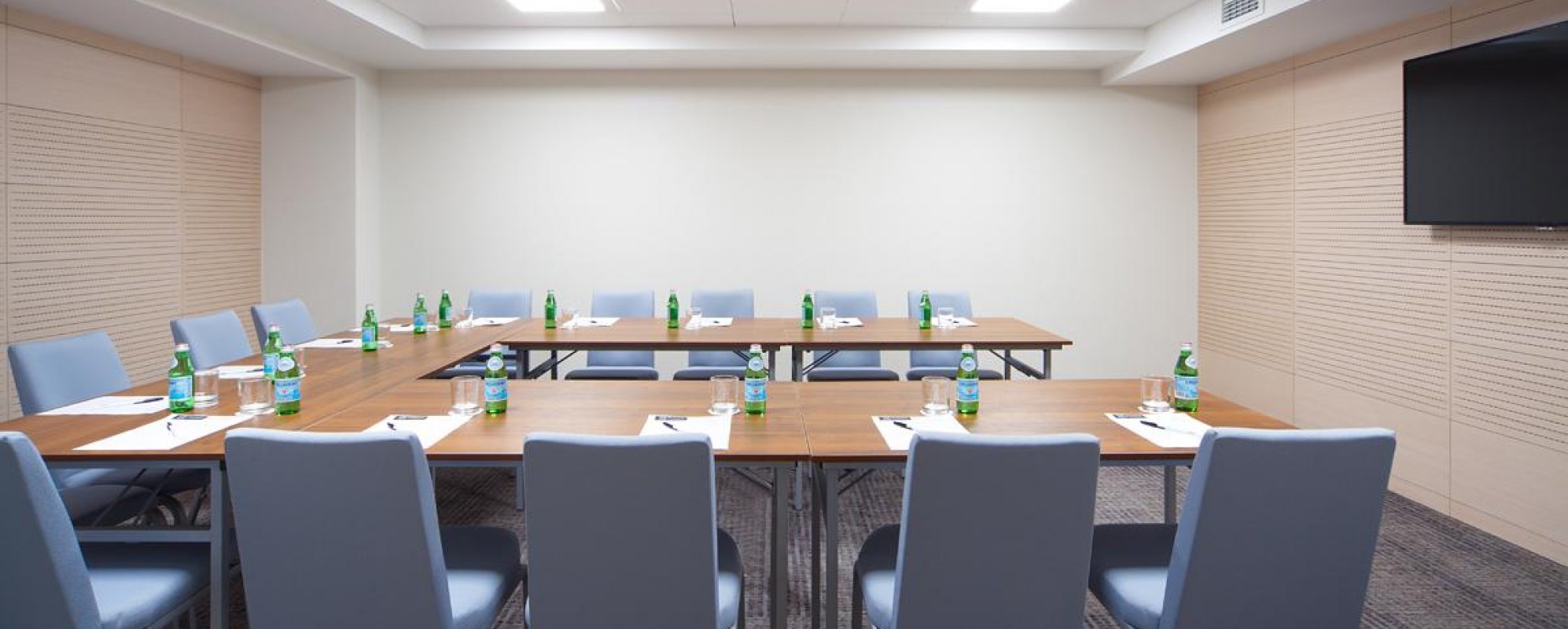 Фотографии комнаты для переговоров Елагин