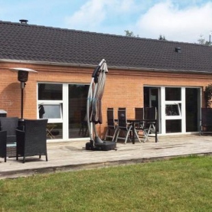 Фотография гостевого дома Holiday home Væggerløse CXXIX