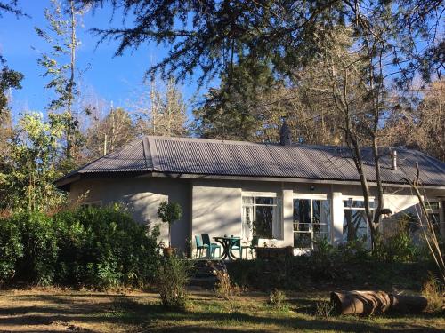 Фотография гостевого дома Bramber Cottage Hogsback, Living With Joy