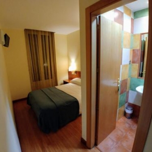 Фотография гостевого дома Hostal Prada Borges