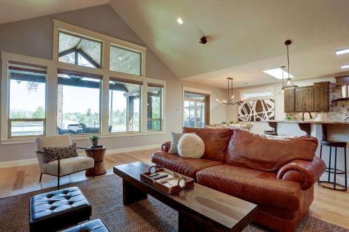 Фотография гостевого дома WoodRiver House