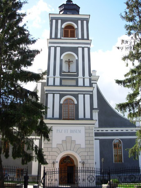 Фотографии храма
Семинарский костел Св. Иоанна из Дукли