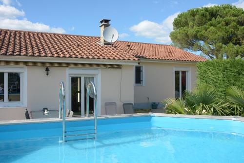 Фотография гостевого дома La rousselie