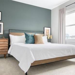 Фотографии апарт отеля
Sonder Belcourt