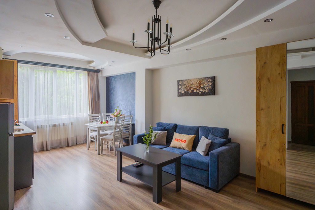 Фотография квартиры Апартаменты KeyGo #0073 комфорт и уют в городе