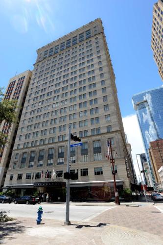 Фотография гостиницы Magnolia Hotel Houston, a Tribute Portfolio Hotel