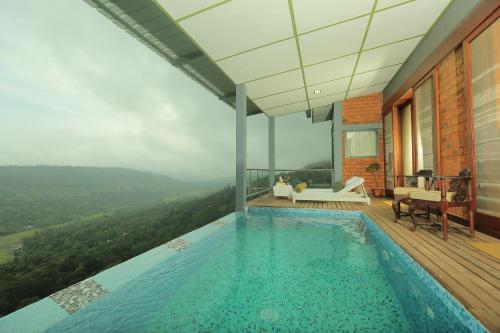 Фотография гостиницы Spicetree Munnar
