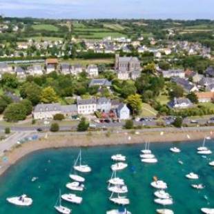 Фотографии гостиницы
Hôtel Restaurant Les Ormes, The Originals Relais (Relais du Silence)