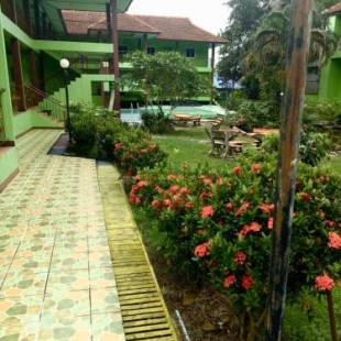 Фотографии гостиницы
OYO 1139 Alysia Spring Resort