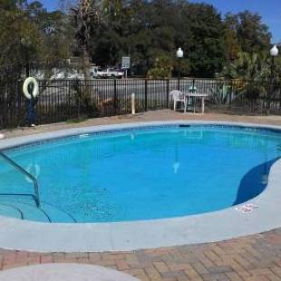 Фотографии мотеля
Apalachicola Bay Inn