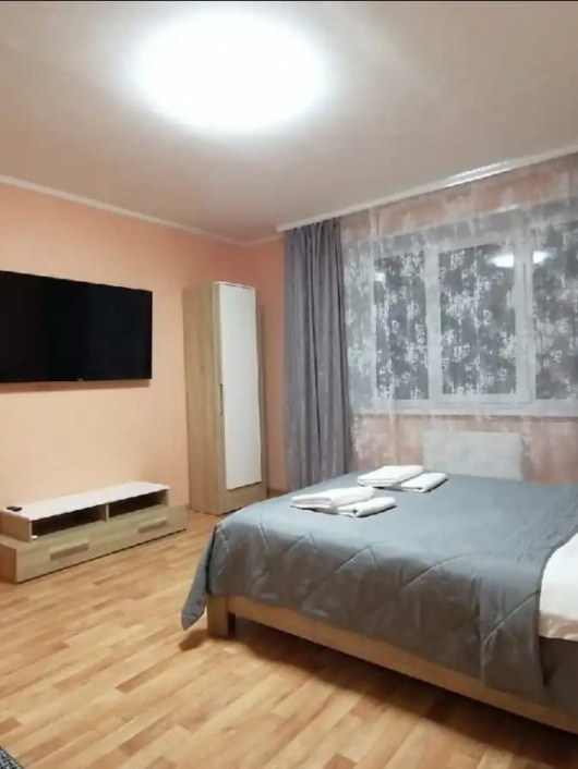 Фотографии квартиры 
            Апартаменты Квартира с лоджией у вокзала