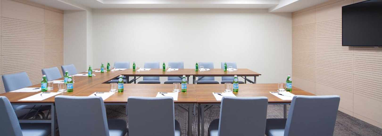 Фотография комнаты для переговоров Елагин