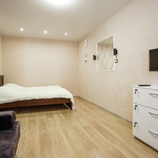 Фотография квартиры Апартаменты Чистые квартиры с Wi-Fi и кондиционером в Центре Города