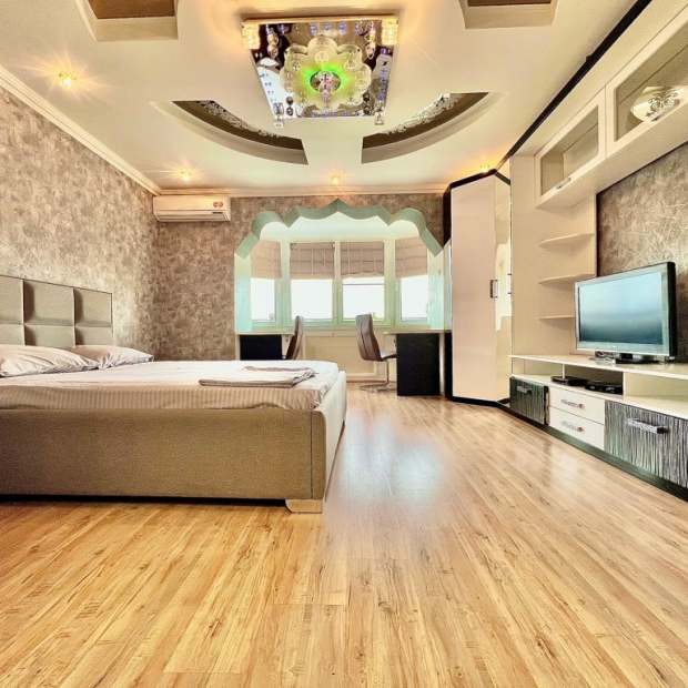 Фотографии квартиры 
            Апартаменты Трехкомнатные на Мира у ТРК Столица