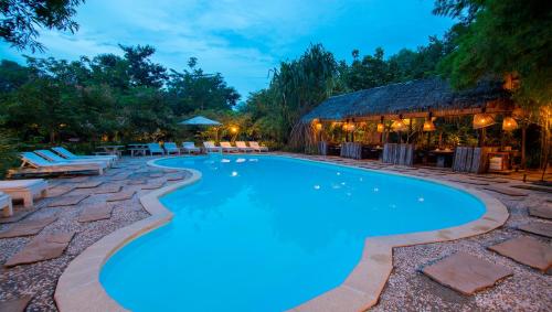 Фотография гостиницы Palm Village Resort & Spa