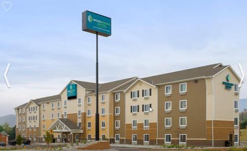 Фотография гостиницы WoodSpring Suites Fort Myers Northeast