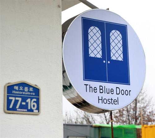 Фотография хостела Blue Door Hostel Guesthouse