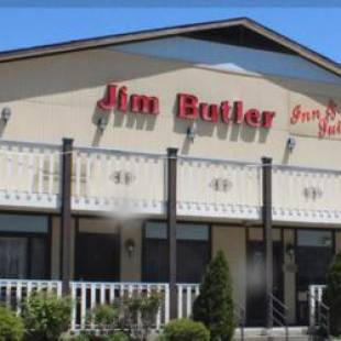 Фотографии мотеля
Jim Butler Inn & Suites
