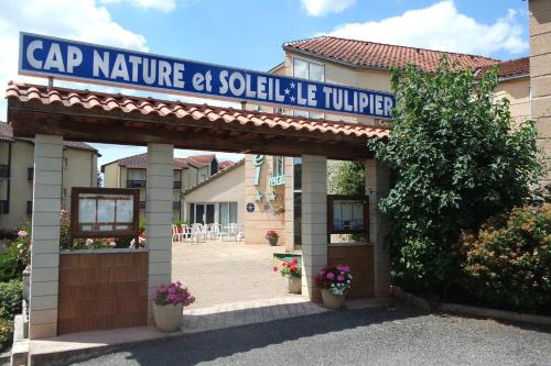 Фотографии гостиницы 
            Hôtel Le Tulipier