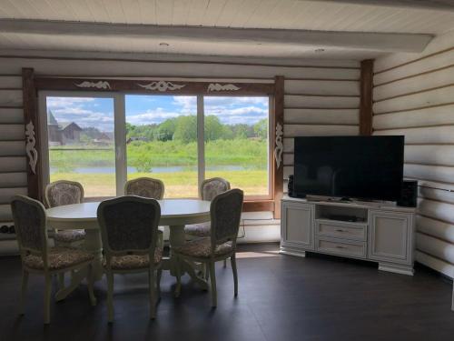 Фотографии гостевого дома
La Derevnya