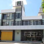 Фотография гостиницы Labuk Hotel