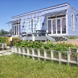 Фотография Коттеджа Частный дом Семейное эко-пространство Домик у моря