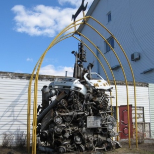 Фотография памятника Памятник Автослесарю