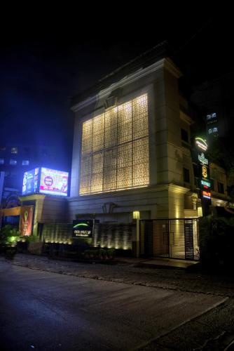 Фотография гостиницы Goldfinch Hotel Mumbai