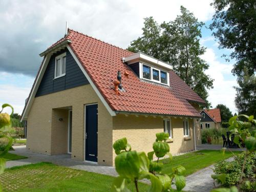 Фотография гостевого дома Spacious holiday home with a dishwasher, 20km from Assen
