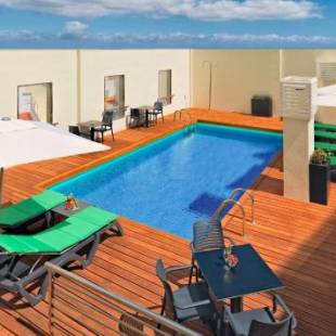 Фотографии гостиницы
Occidental Santa Cruz Contemporáneo