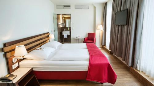 Фотография гостиницы Austria Trend Hotel beim Theresianum Wien