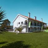 Фотография гостевого дома Private Gardened House - 5min from the beach