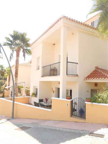 Фотографии гостевого дома 
            Bonita casa de vacaciones en Almuñécar