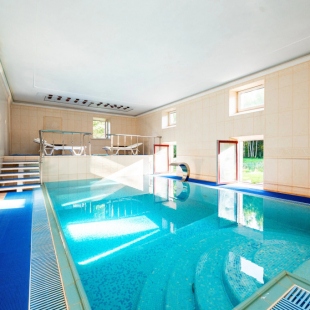 Фотография Коттеджа Частный дом в Гатчине с Бассейном и Сауной