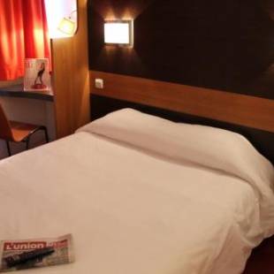 Фотографии гостиницы 
            Hotel Reims Tinqueux (Futur HotelF1)