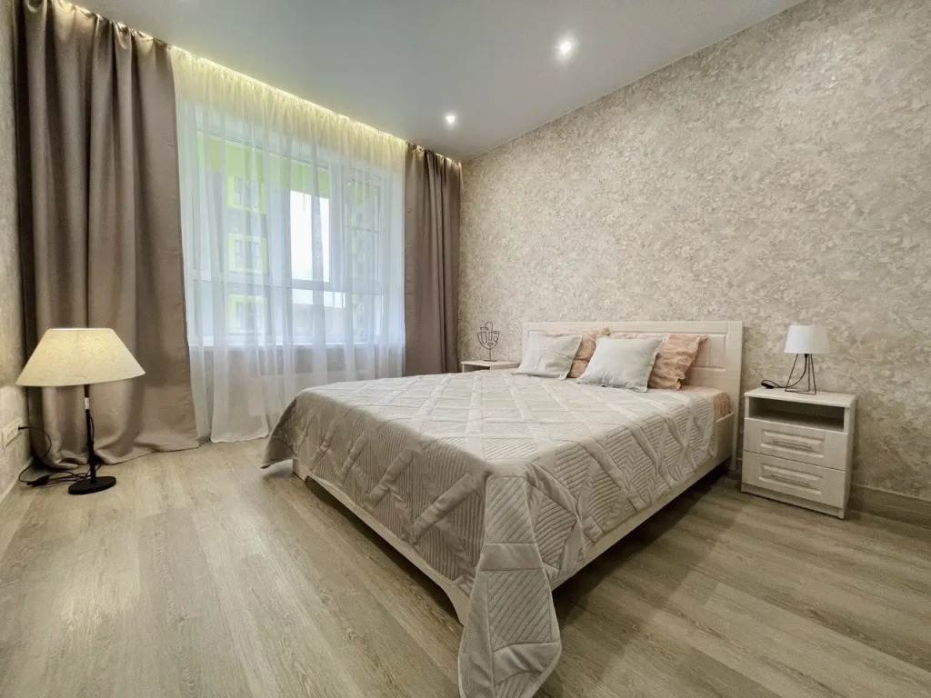 Фотография квартиры Квартира Новая Двухкомнатная Кардиоцентр 7 мин, Буртасы через дорогу