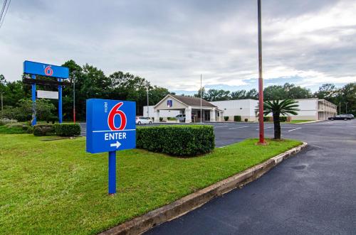 Фотография гостиницы Motel 6-Bay Minette, AL