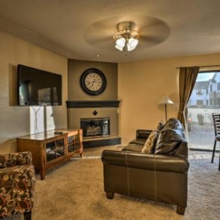 Фотография гостевого дома Cozy Condo with 2 Suites in Denver Tech Center!
