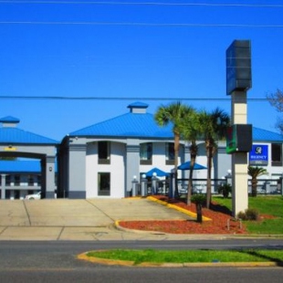 Фотография мотеля Regency Inn Near Boardwalk & Hurlburt Field