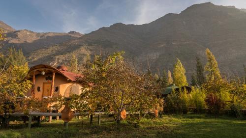 Фотография гостиницы Cascada Lodge Cajon del Maipo
