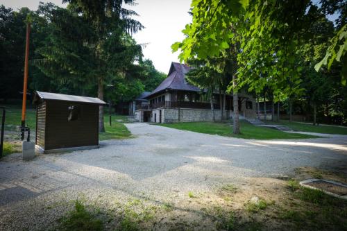 Фотография кемпинга Déjá Vu Szállás & Rendezvény Zirc