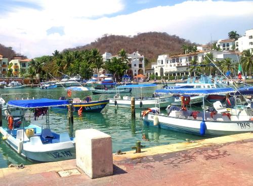 Фотография гостиницы Canadian Resort Huatulco
