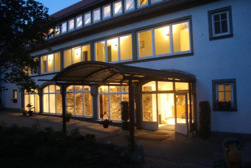 Фотография гостиницы Dein Gutshof Hotel & Ferienwohnungen