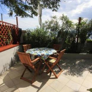 Фотографии гостевого дома
Apartments with WiFi Rijeka - 7825